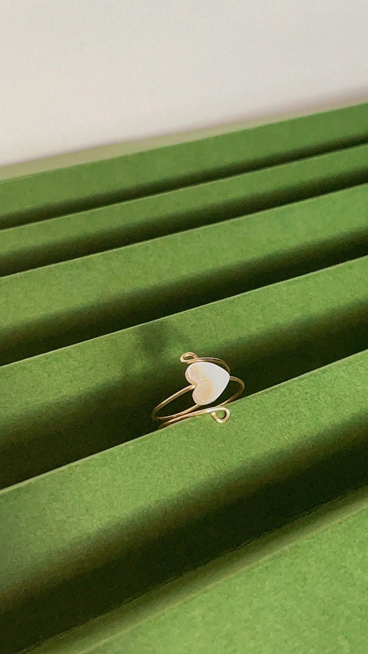 Amore Ring