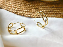 Load image into Gallery viewer, Tuesday Earrings
